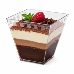 Cupă desert Minerva cu tiramisu și straturi de cremă de ciocolată