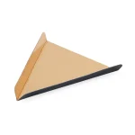 Tăviță triunghi pentru prăjituri auriu/negru din carton laminat, suport elegant pentru deserturi porționate